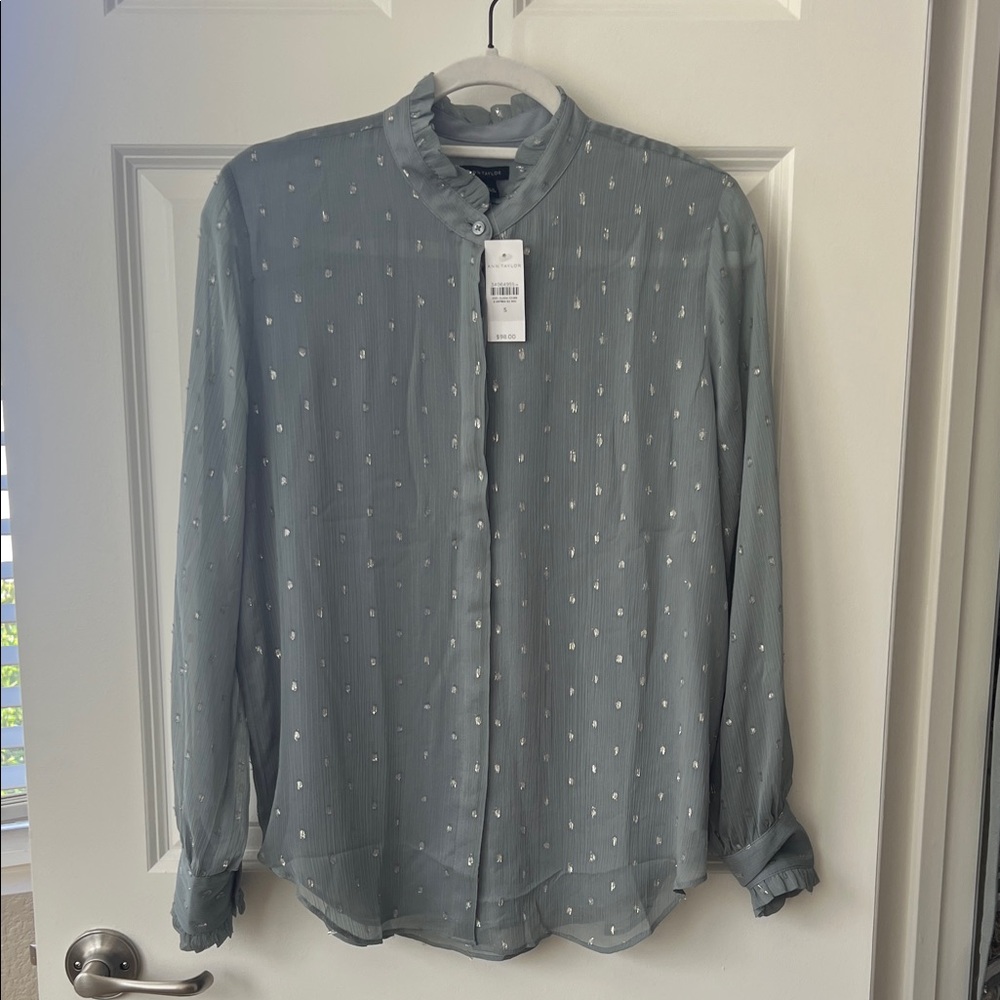 NWT Ann Taylor Gray/Silver Button-Up Blouse